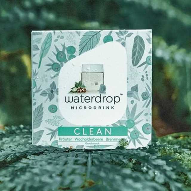 Fruity blue clean package for Waterdrop, illustration by MarushaBelle